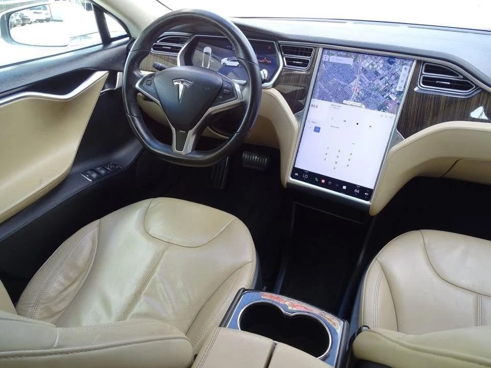 2013 Tesla Model S - Image 16 of 20