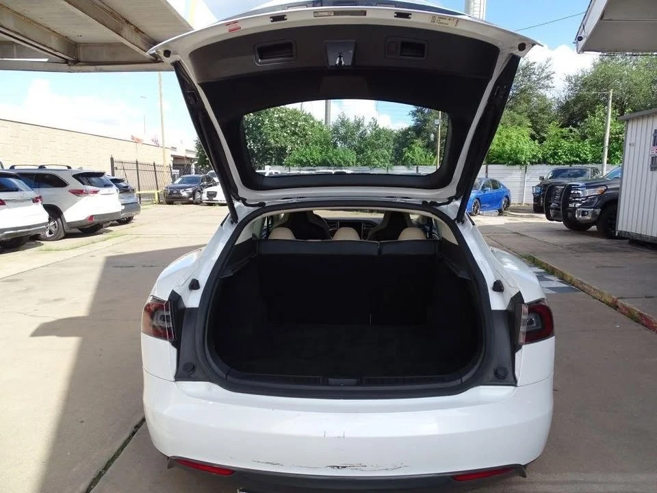 2013 Tesla Model S - Image 13 of 20