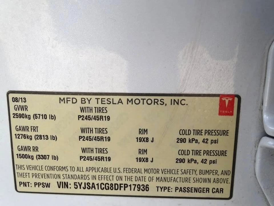 2013 Tesla Model S - Image 19 of 20
