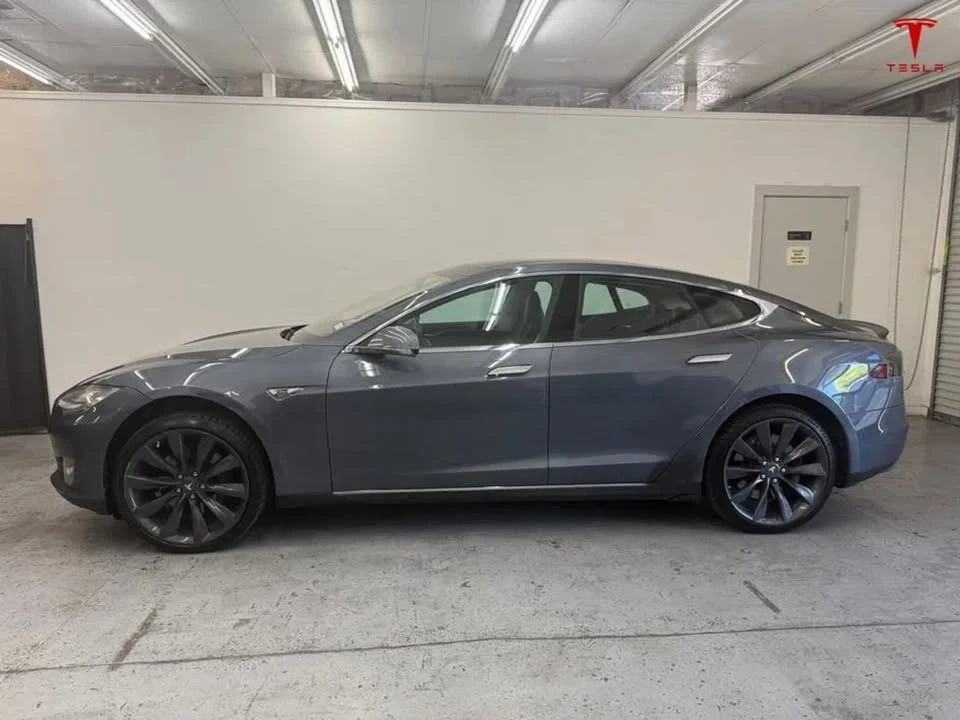 2013 Tesla Model S - Image 4 of 20
