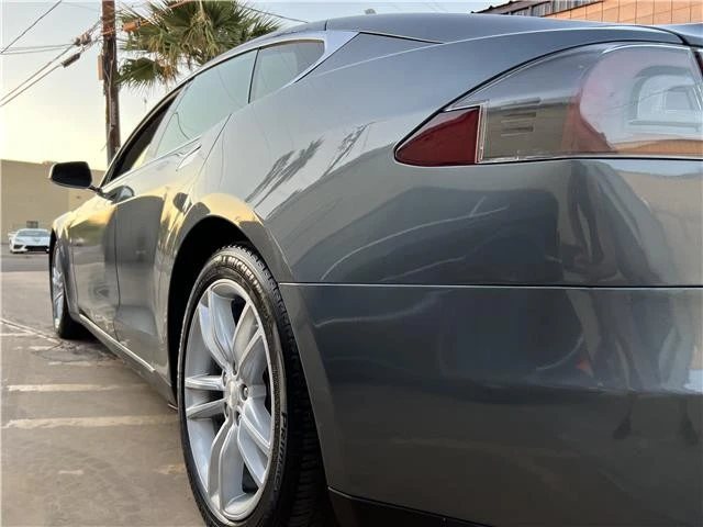 2013 Tesla Model S - Image 30 of 31