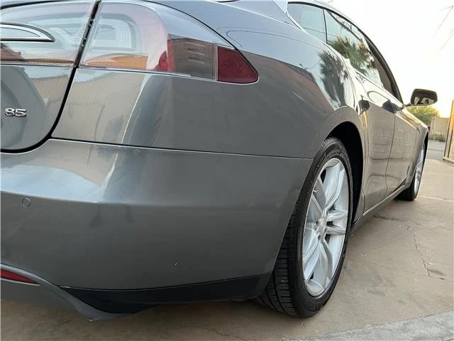 2013 Tesla Model S - Image 27 of 31