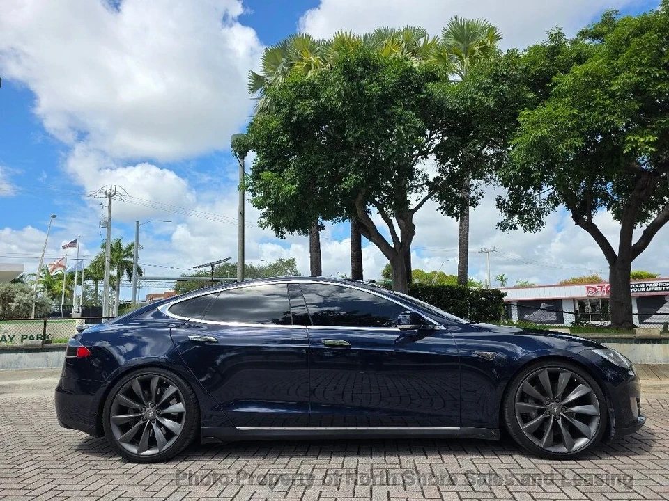 2013 Tesla Model S - Image 4 of 12