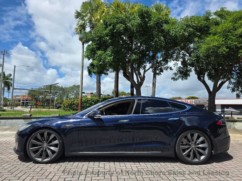 2013 Tesla Model S - Image 5 of 12