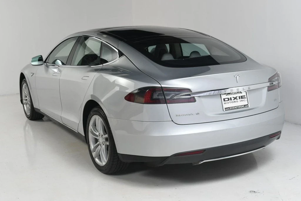 2013 Tesla Model S - Image 8 of 12