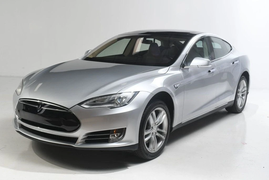 2013 Tesla Model S - Image 2 of 12