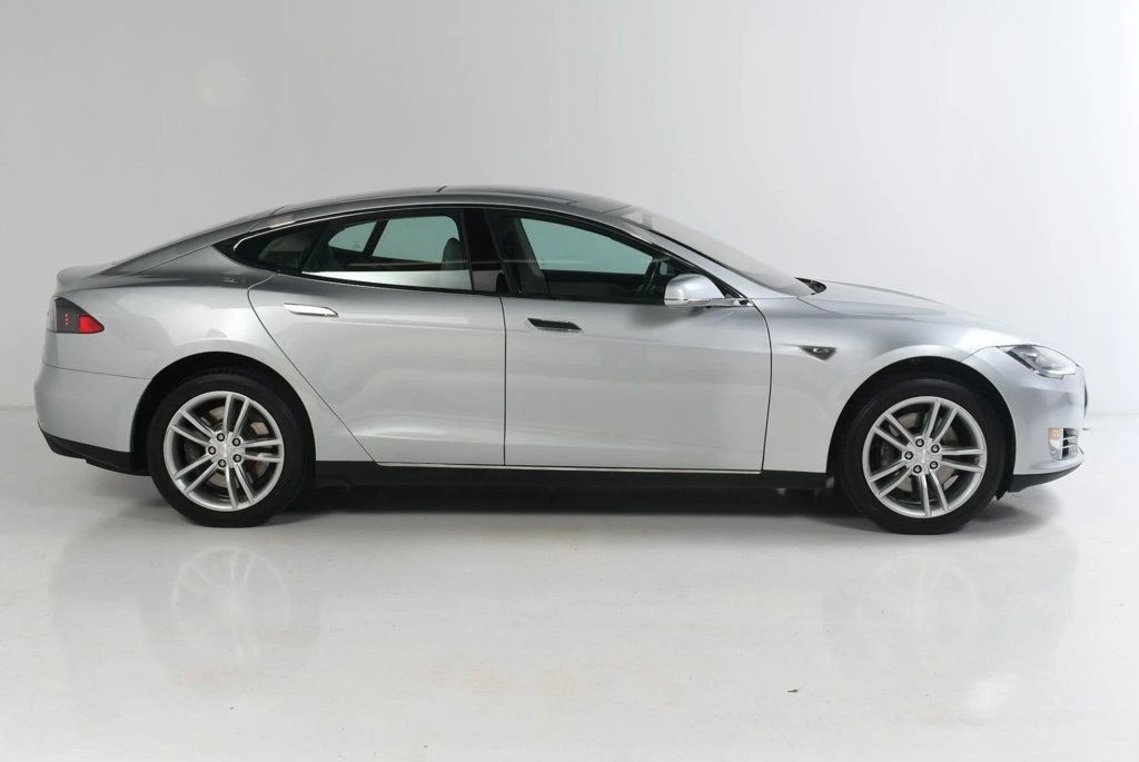 2013 Tesla Model S - Image 4 of 12