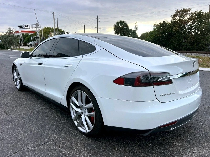 2013 Tesla Model S - Image 5 of 21
