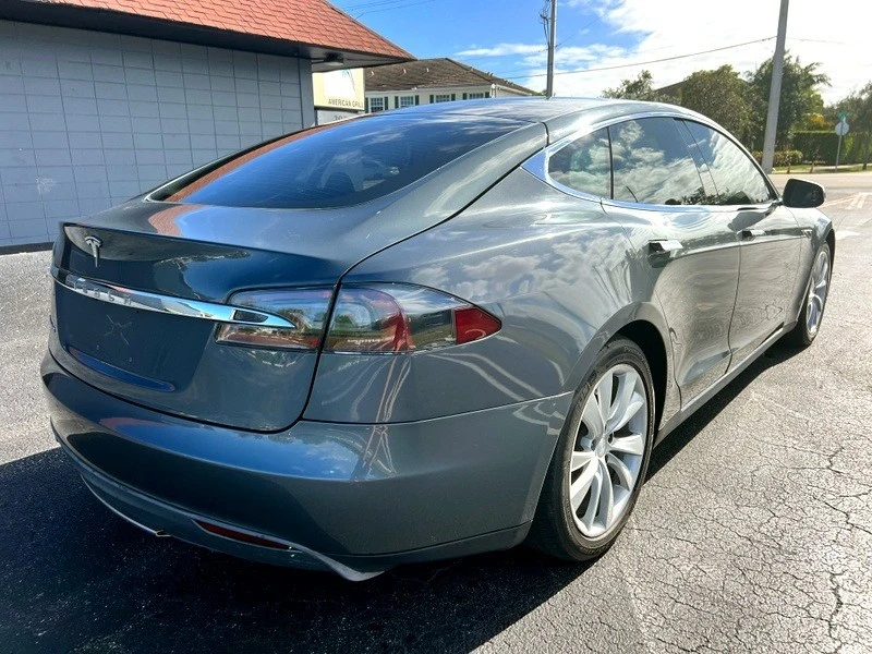 2013 Tesla Model S - Image 8 of 21