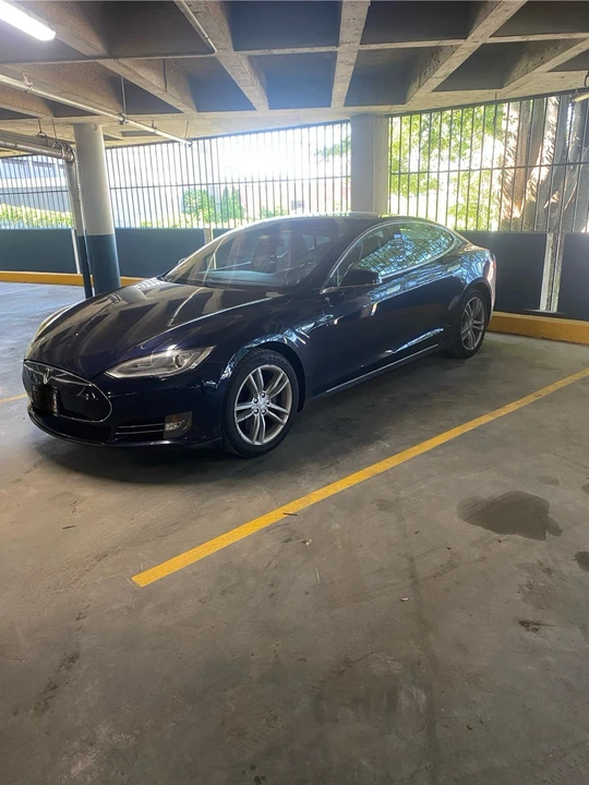 2013 Tesla Model S - Image 19 of 21