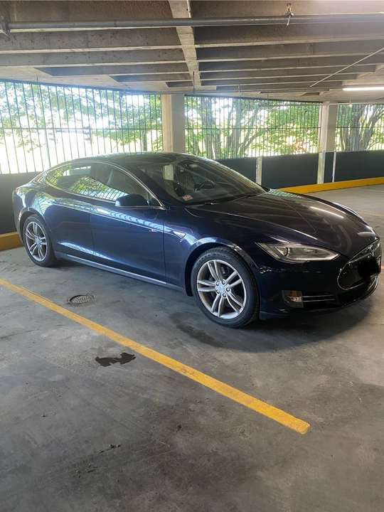 2013 Tesla Model S - Image 18 of 21