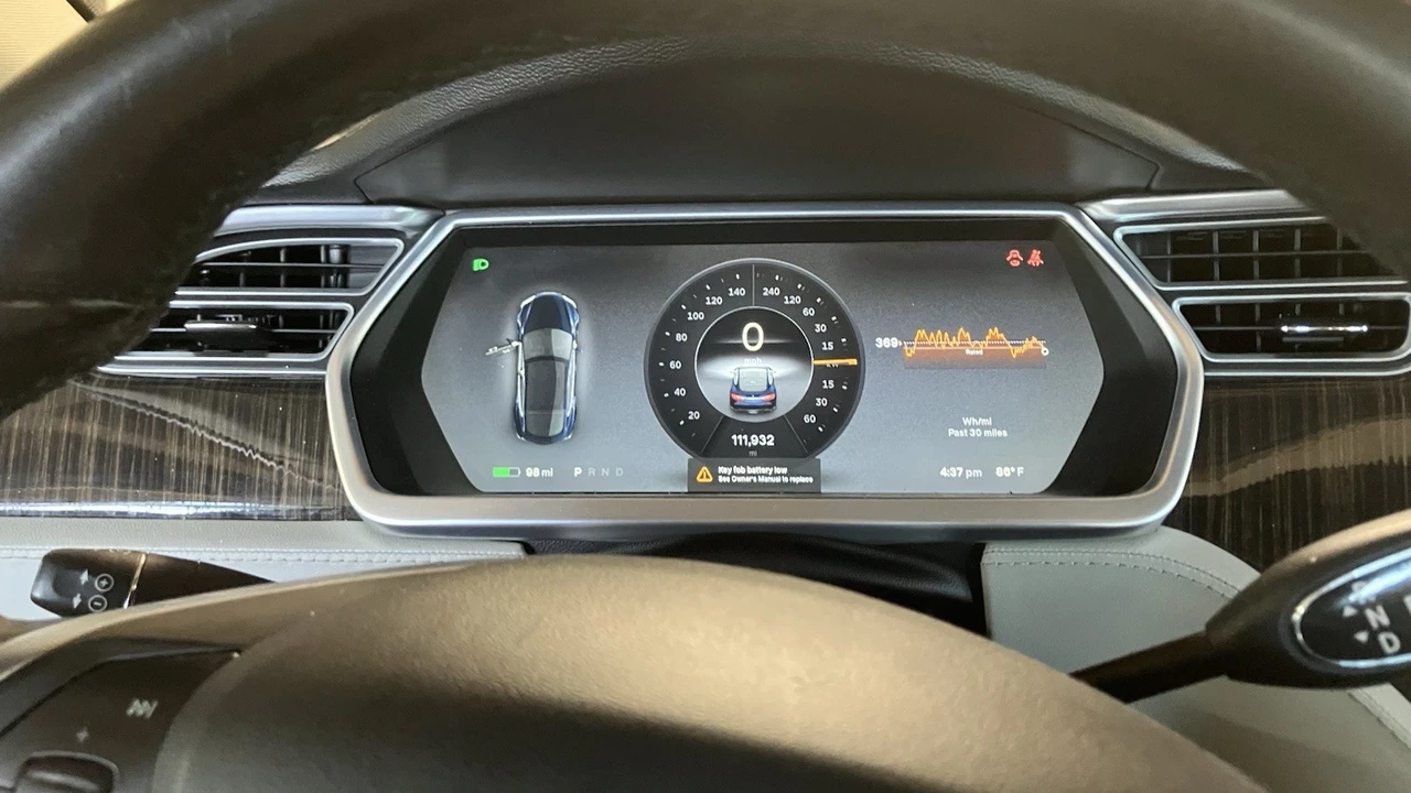 2013 Tesla Model S - Image 4 of 21