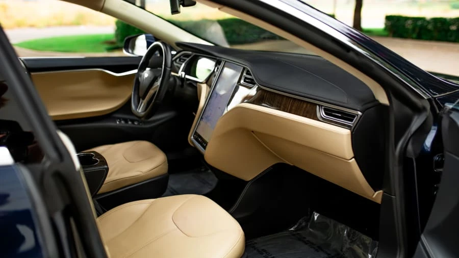 2013 Tesla Model S - Image 7 of 13