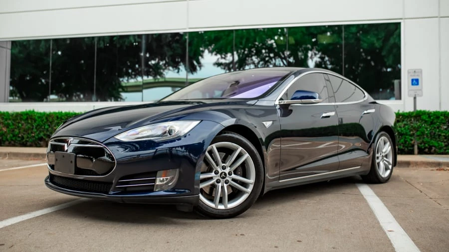 2013 Tesla Model S - Image 2 of 13