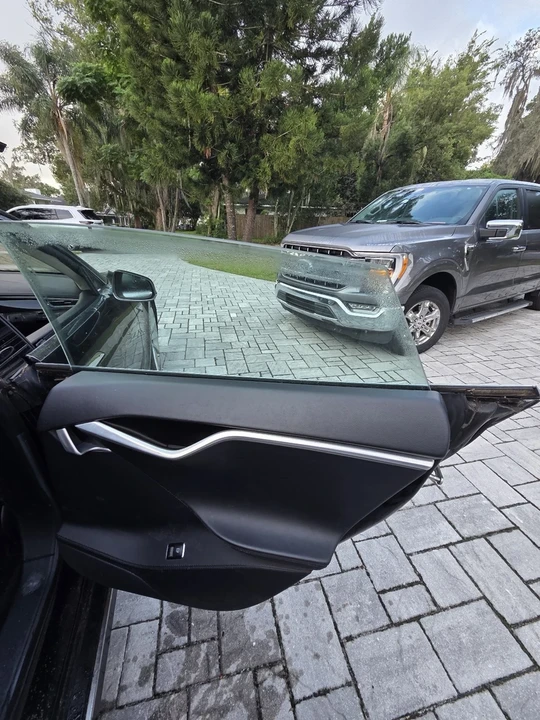 2013 Tesla Model S - Image 5 of 14