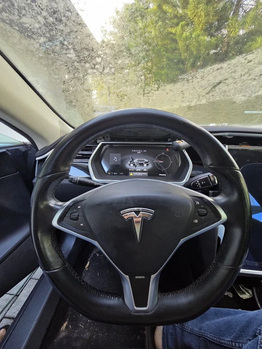 2013 Tesla Model S - Image 10 of 14