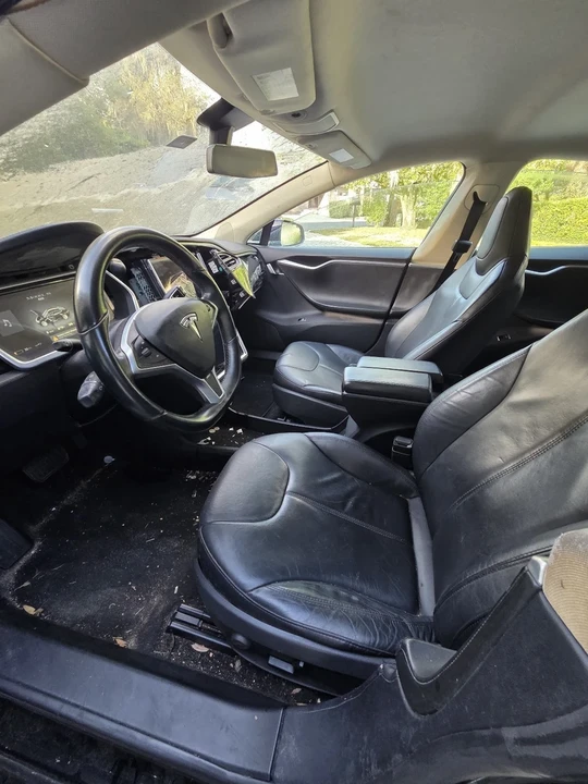 2013 Tesla Model S - Image 8 of 14