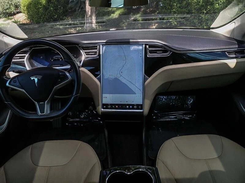 2013 Tesla Model S - Image 12 of 21