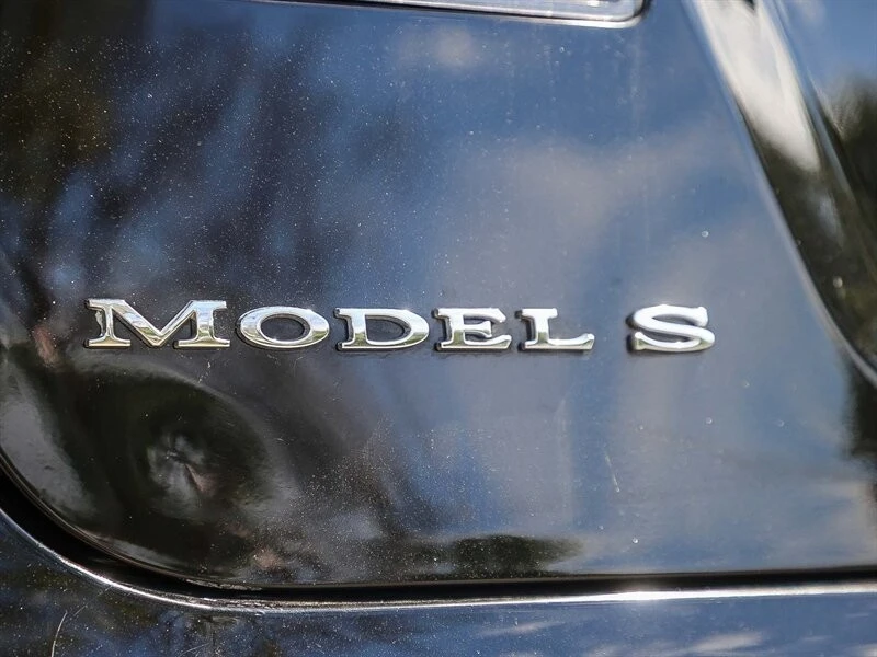 2013 Tesla Model S - Image 10 of 21