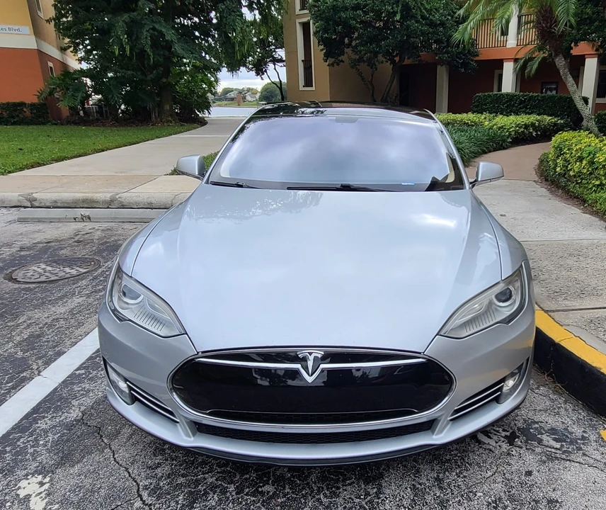 2013 Tesla Model S - Image 3 of 21