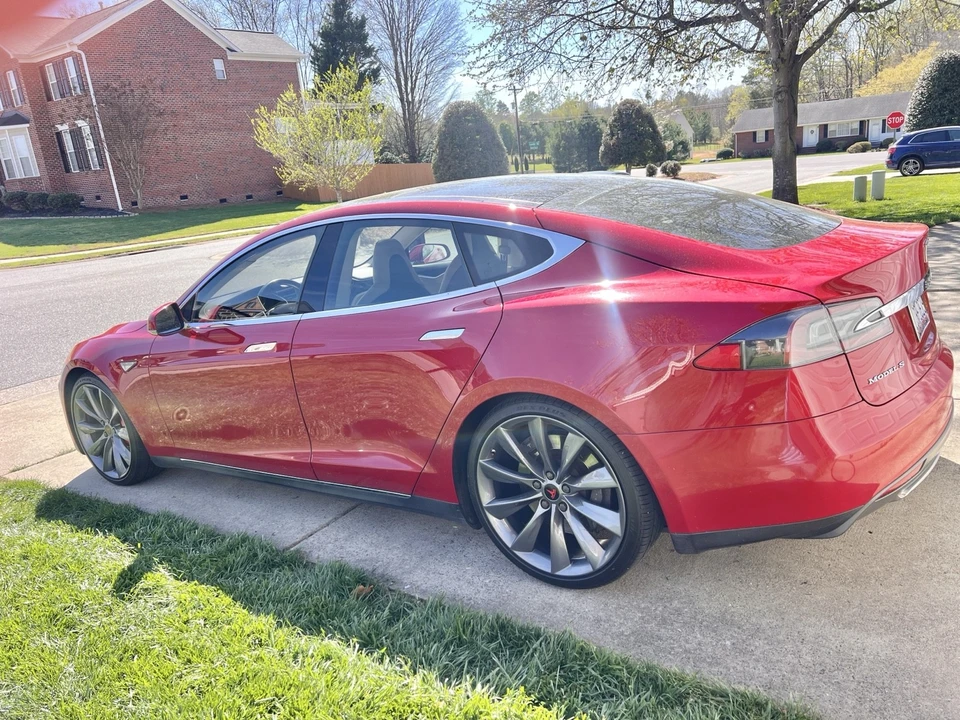 2013 Tesla Model S - Image 3 of 13