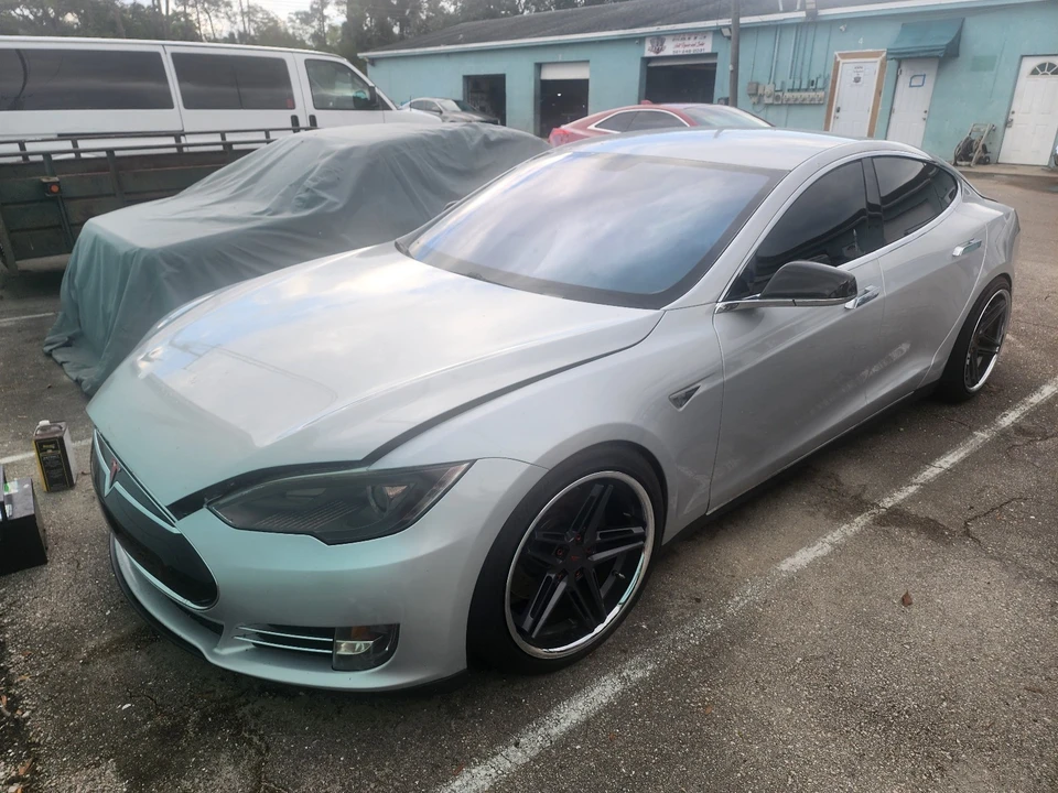2013 Tesla Model S - Image 4 of 21