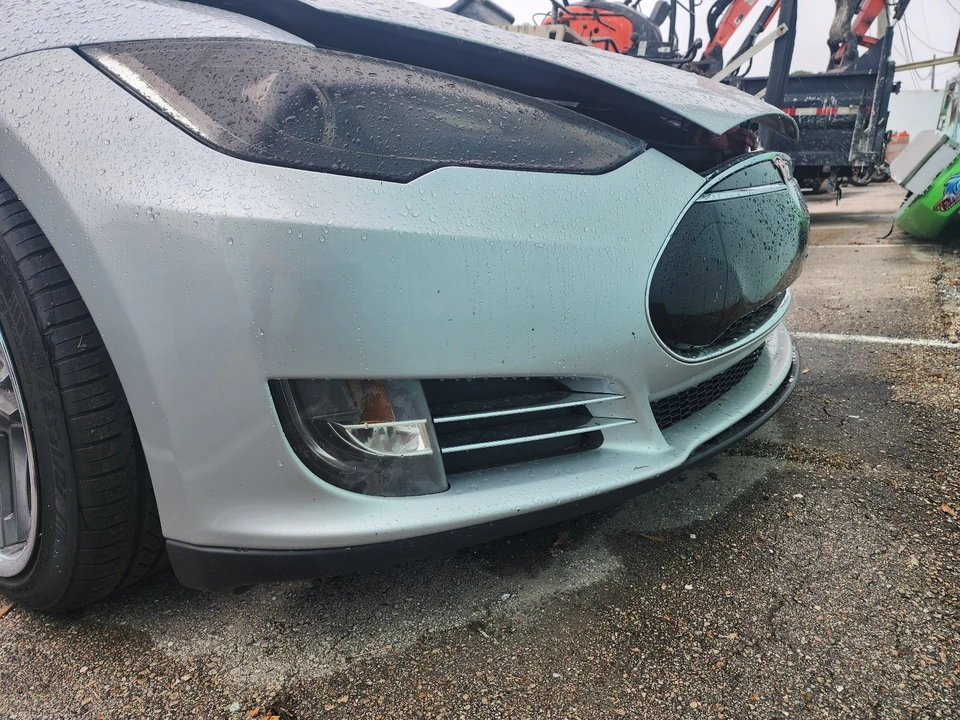 2013 Tesla Model S - Image 9 of 21