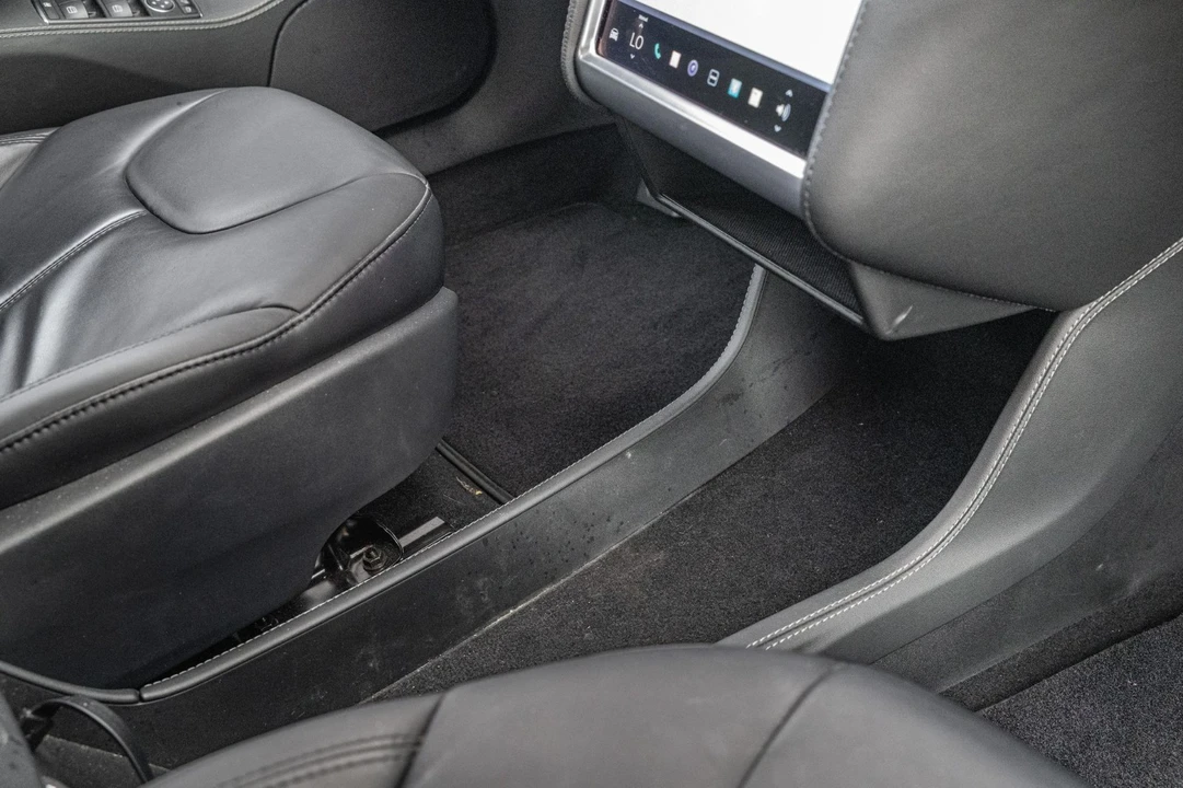 2013 Tesla Model S - Image 20 of 21