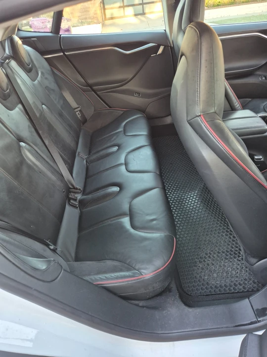 2013 Tesla Model S - Image 11 of 14