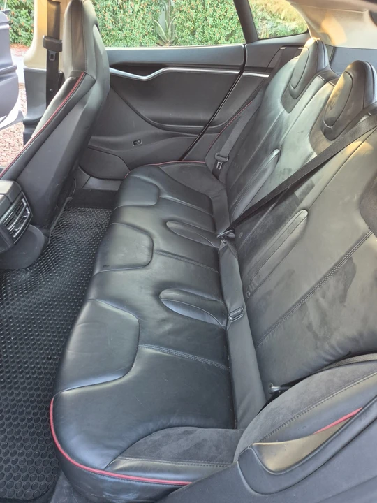 2013 Tesla Model S - Image 10 of 14