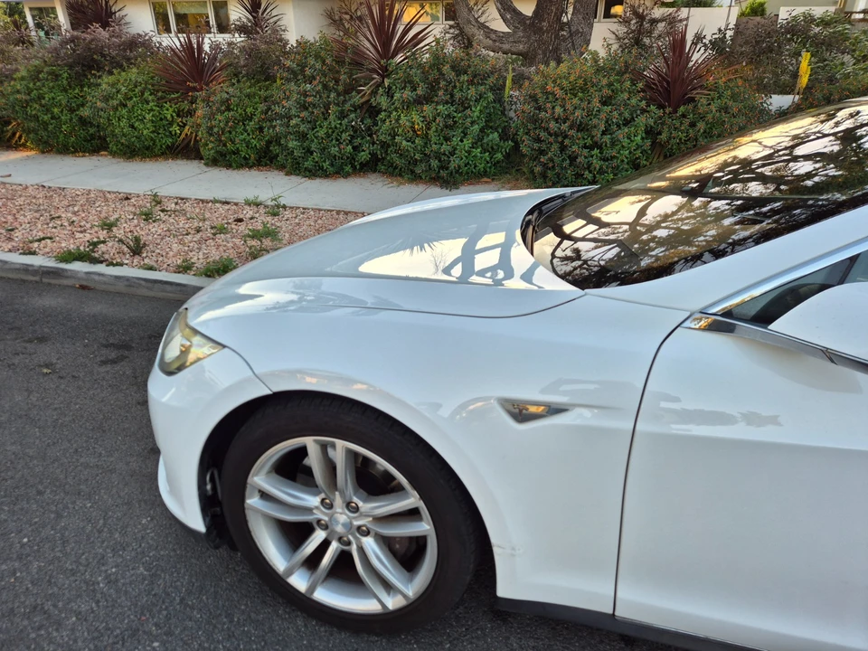 2013 Tesla Model S - Image 4 of 14