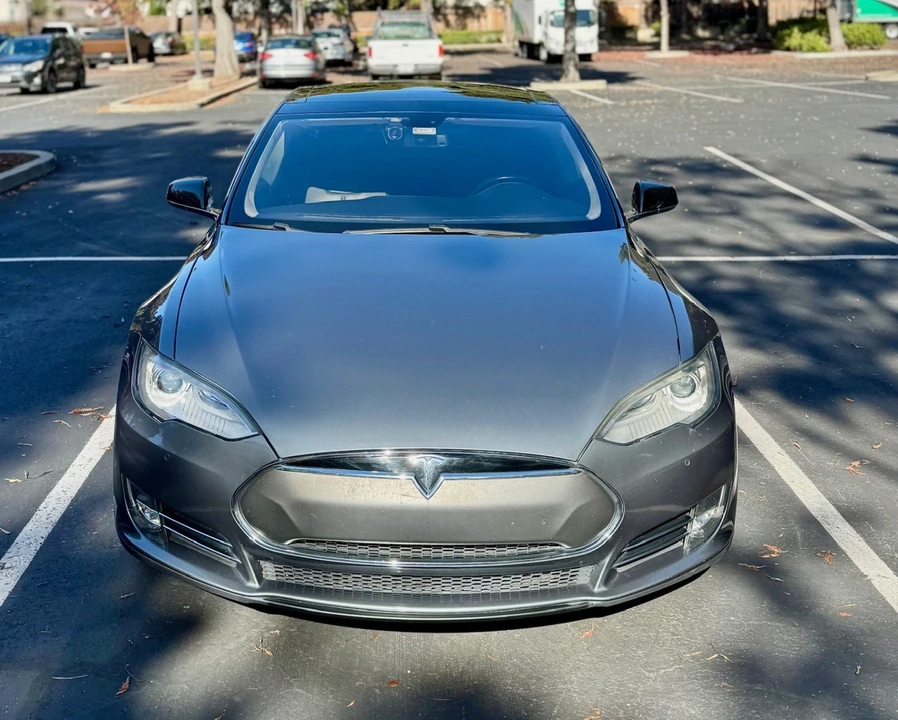 2013 Tesla Model S - Image 5 of 15