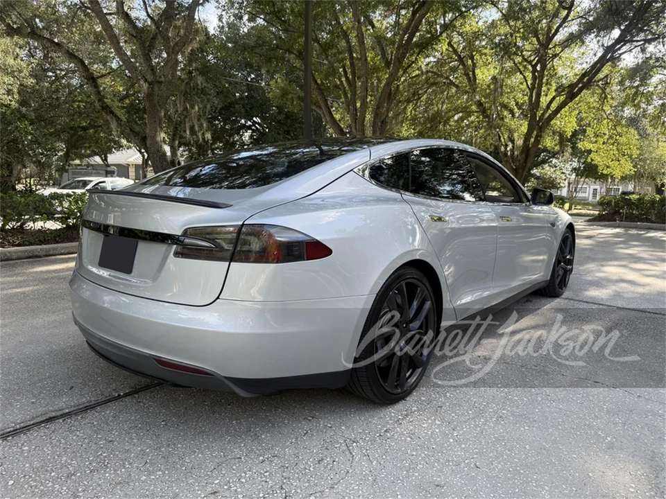 2013 Tesla Model S - Image 3 of 4
