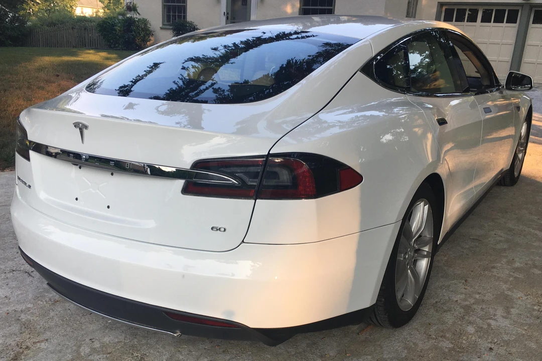 2013 Tesla Model S - Image 5 of 22