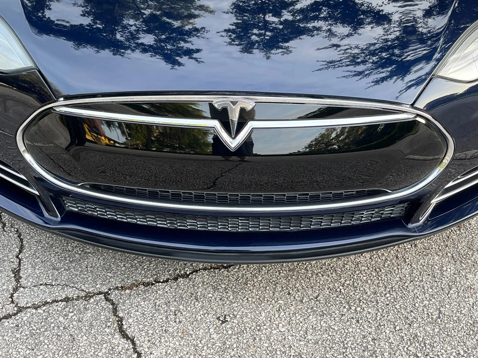 2013 Tesla Model S - Image 27 of 31