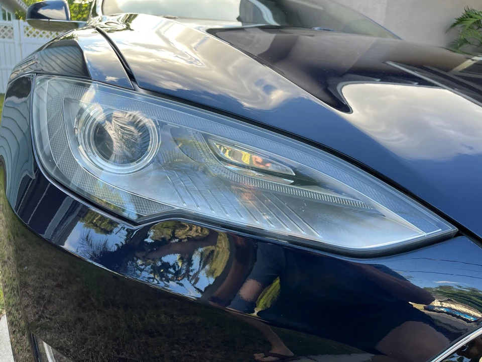 2013 Tesla Model S - Image 26 of 31