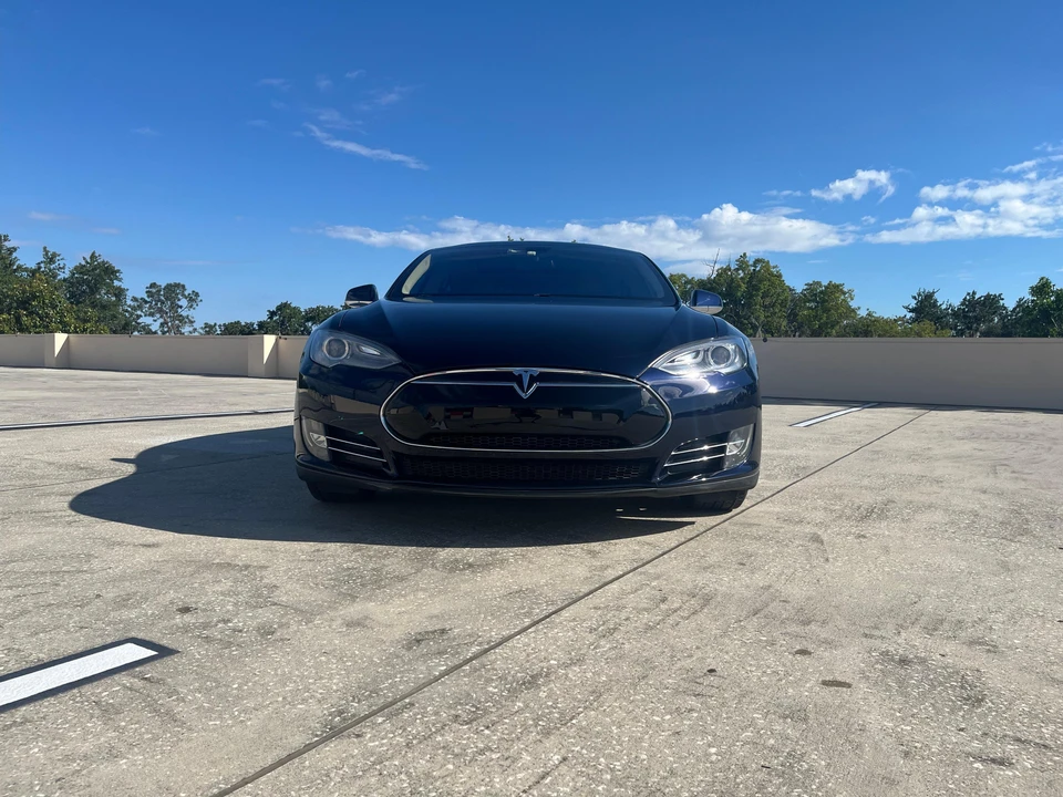 2013 Tesla Model S - Image 6 of 31