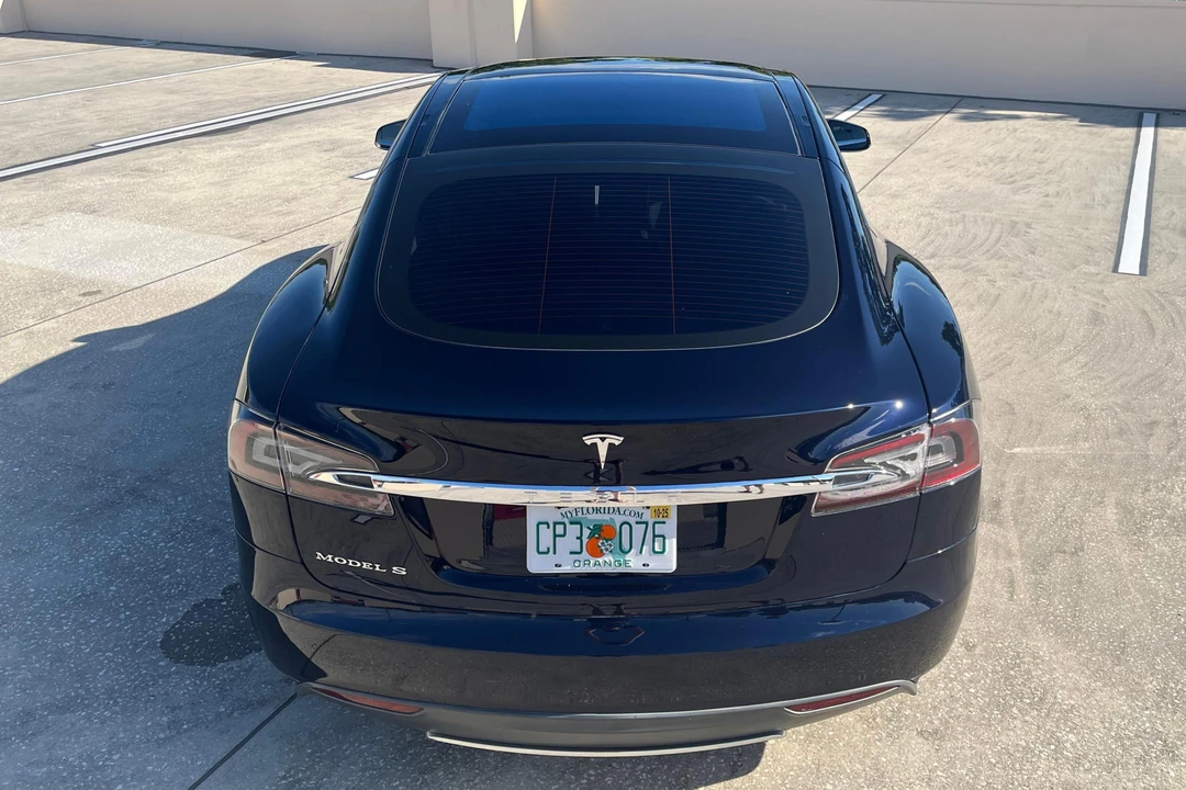 2013 Tesla Model S - Image 5 of 31
