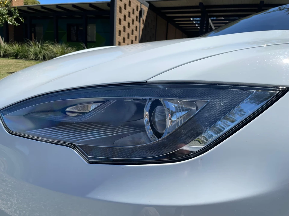 2013 Tesla Model S - Image 20 of 31