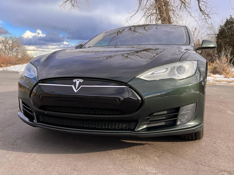 2013 Tesla Model S - Image 9 of 31