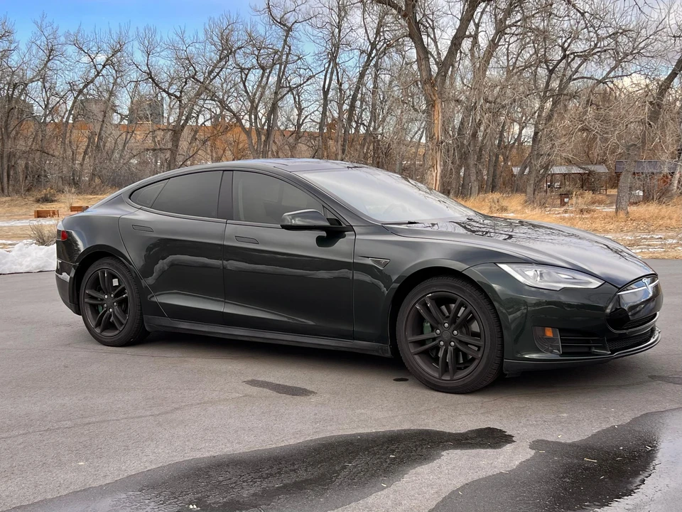 2013 Tesla Model S - Image 27 of 31