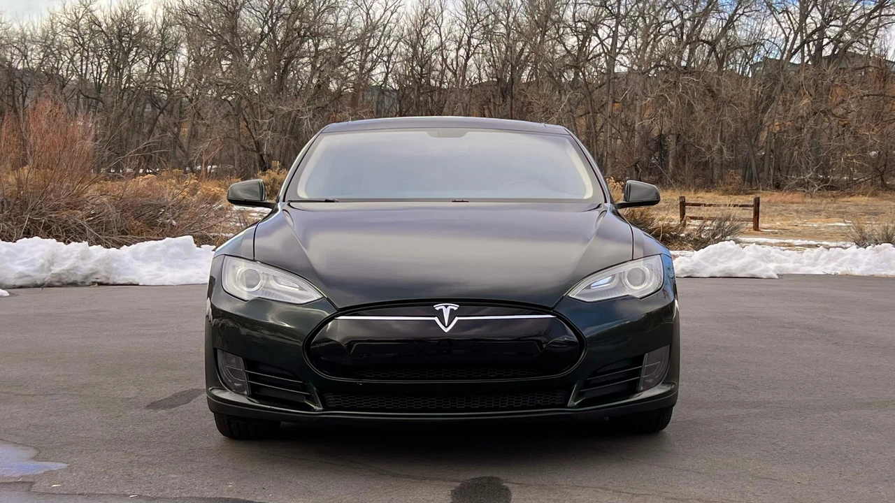 2013 Tesla Model S - Image 7 of 31