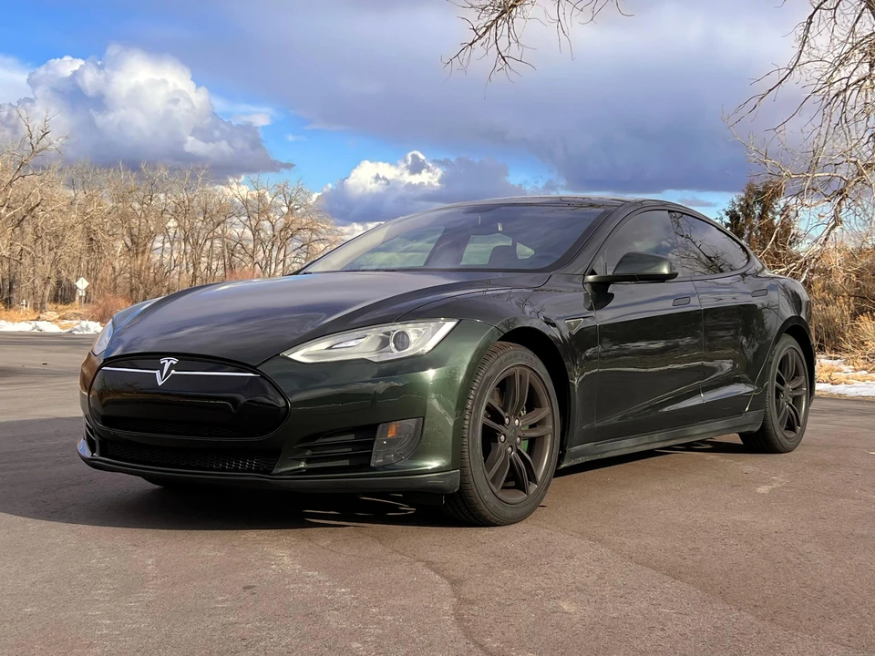 2013 Tesla Model S - Image 12 of 31