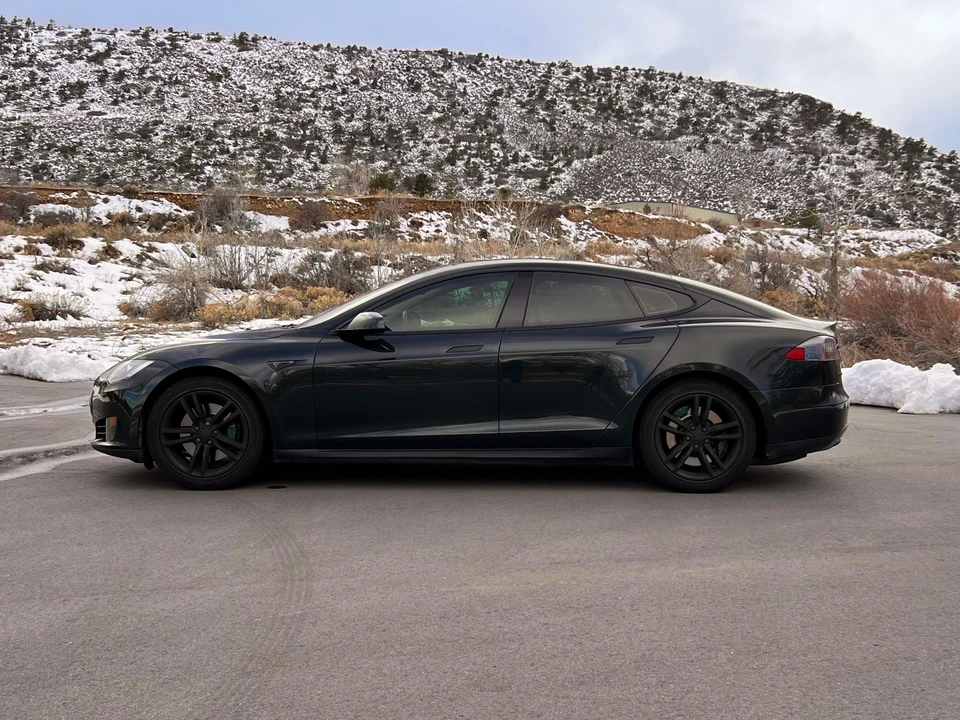 2013 Tesla Model S - Image 15 of 31