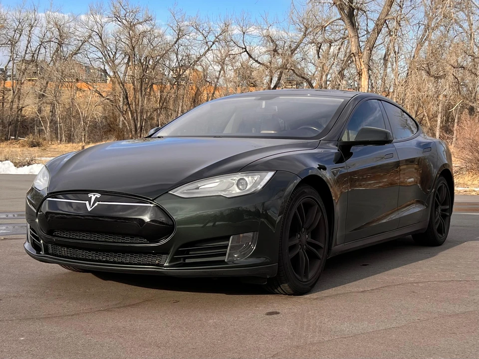 2013 Tesla Model S - Image 10 of 31