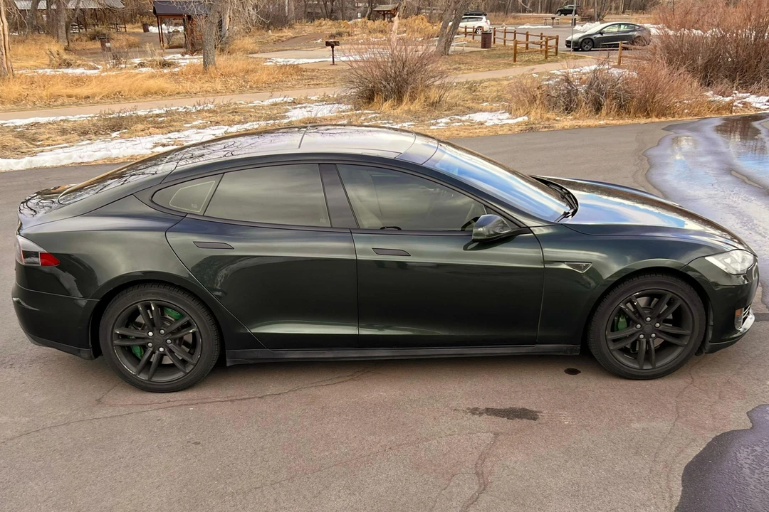 2013 Tesla Model S - Image 25 of 31