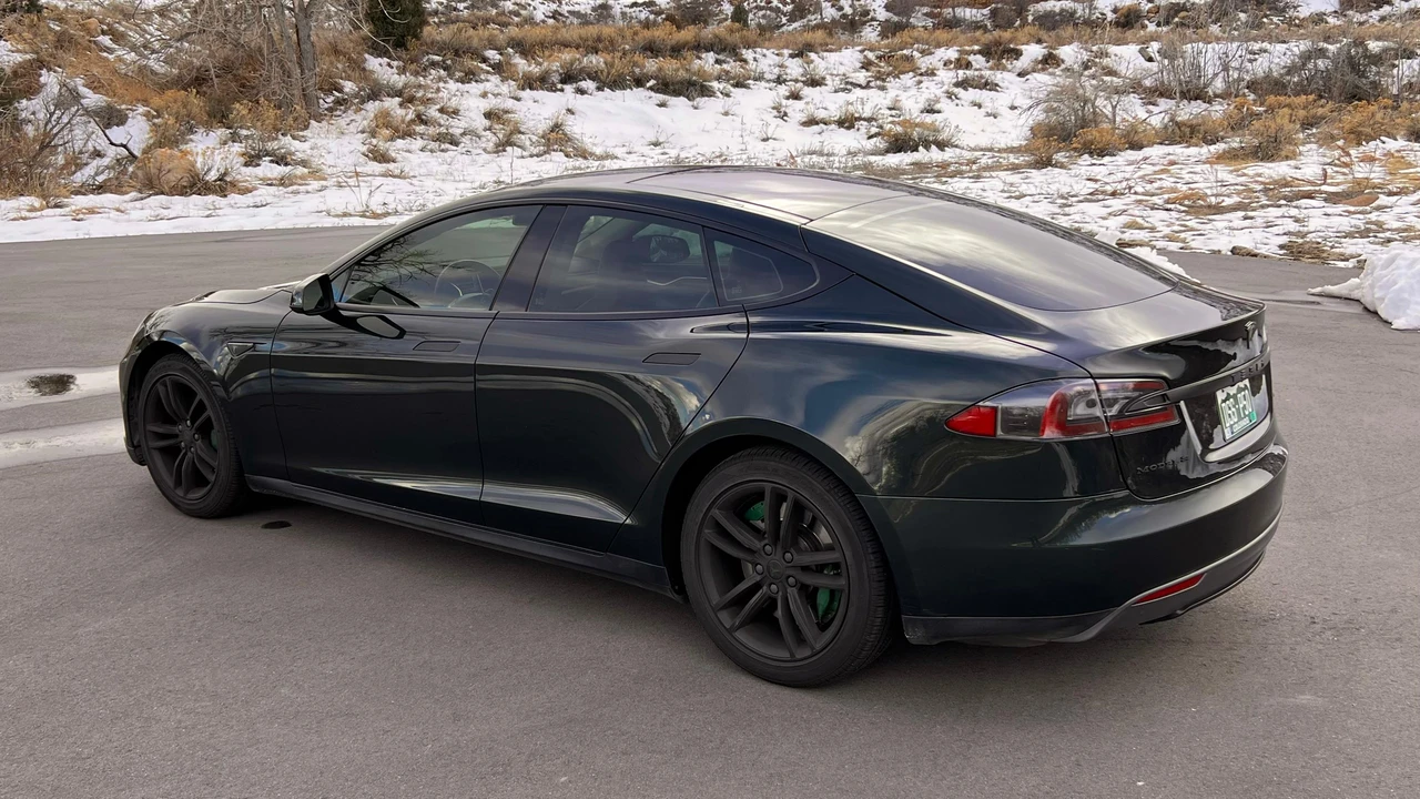 2013 Tesla Model S - Image 18 of 31