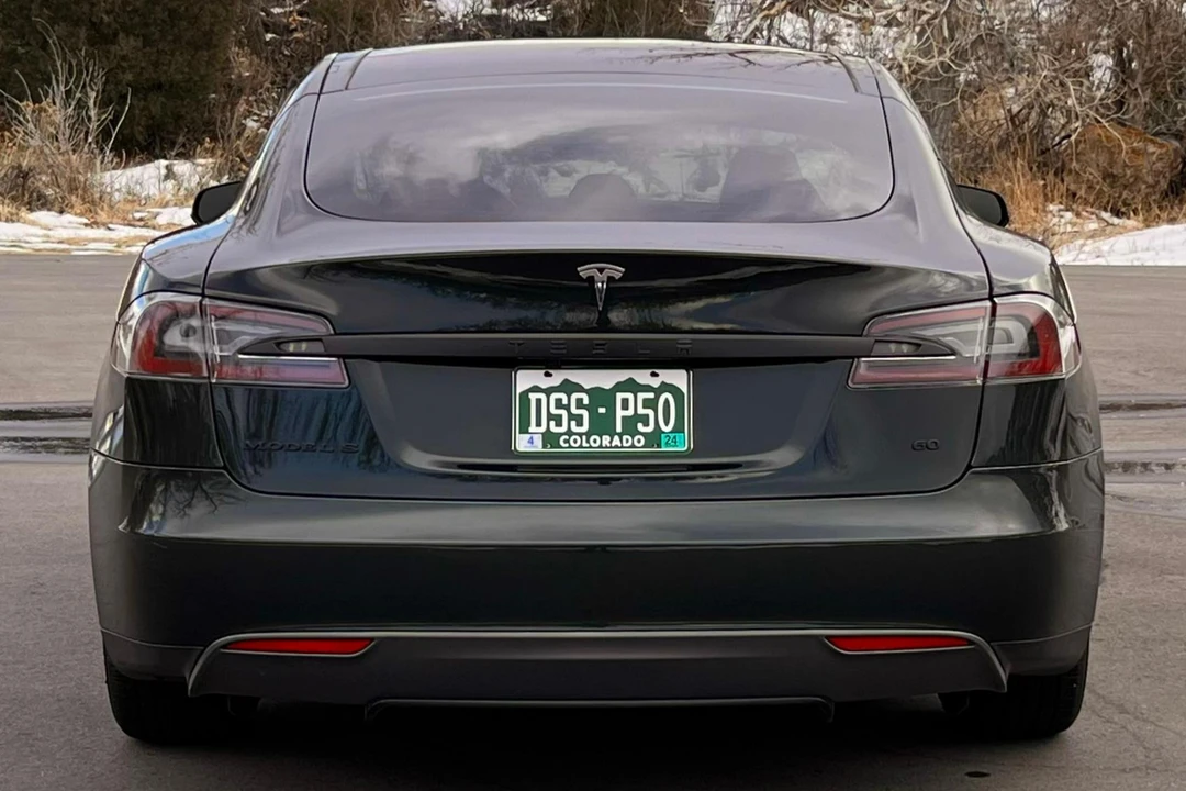 2013 Tesla Model S - Image 5 of 31