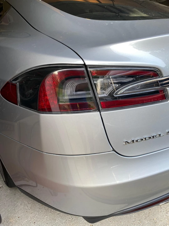 2013 Tesla Model S - Image 30 of 31