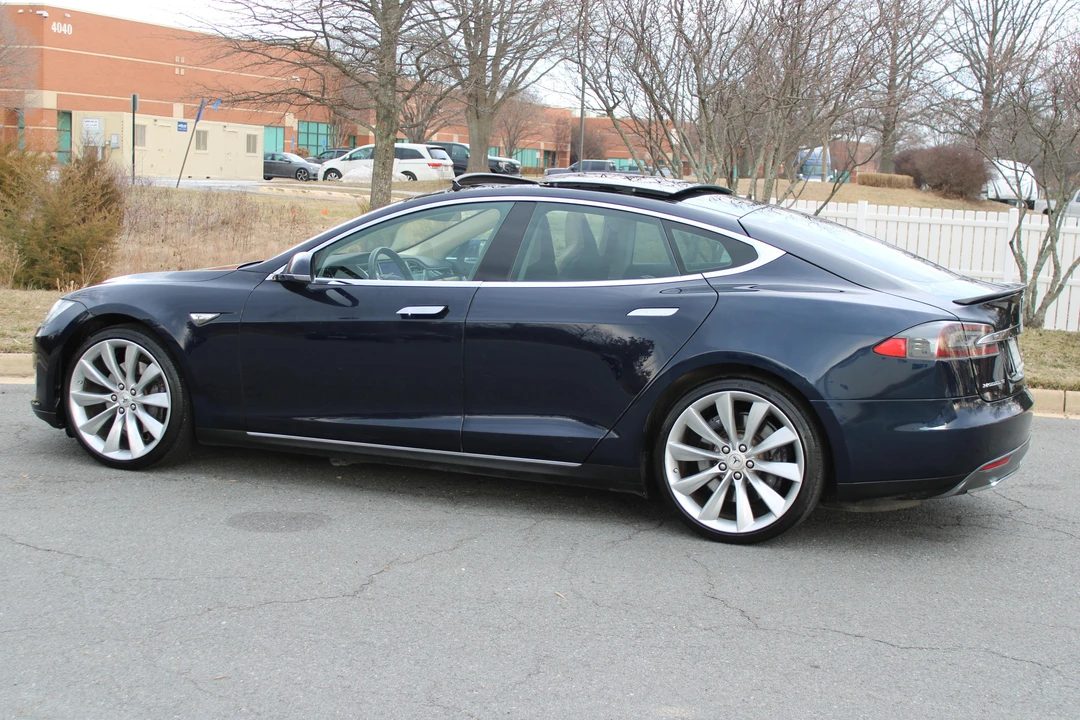 2013 Tesla Model S - Image 15 of 21
